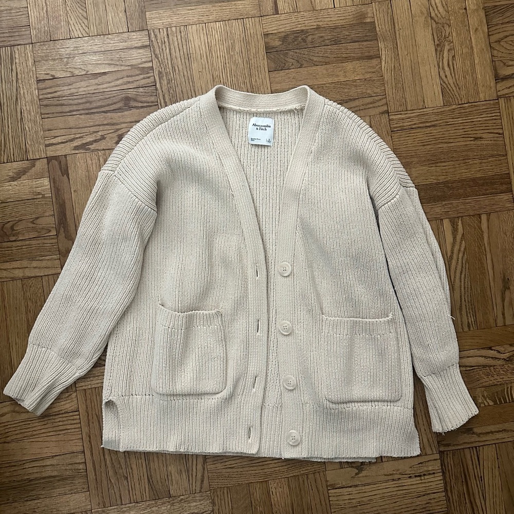 Abercrombie & Fitch women’s oversized legging-friendly cable cardigan - cream